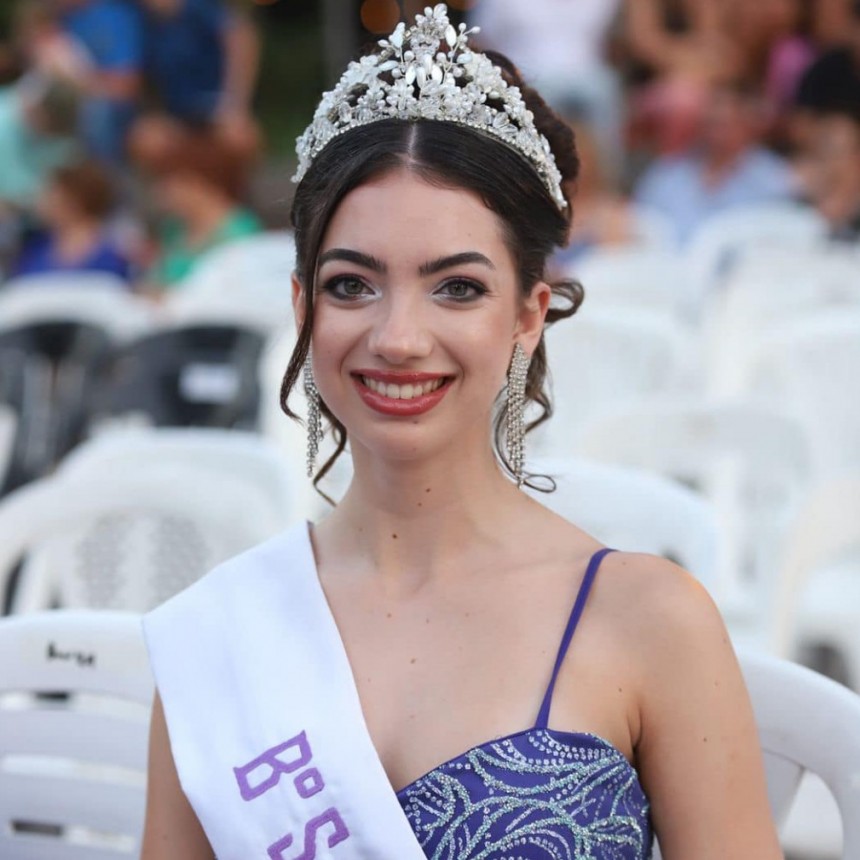 Sofía Perfumo es la nueva reina vendimial 2025 de General Alvear 