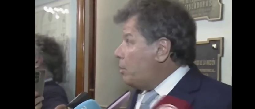 Facundo Manes denunció que allegados a Santiago Caputo lo agredieron: 