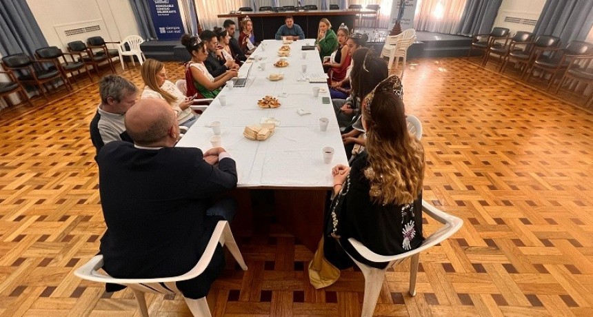  Reinas vendimiales acercaron propuestas a concejales
