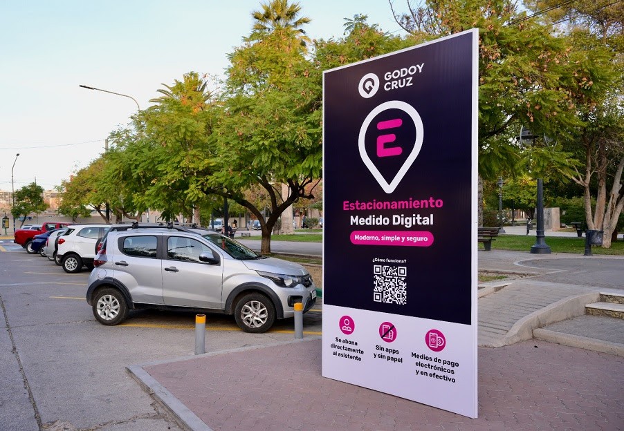 Comenzó prueba nuevo estacionamiento medido digital en Godoy Cruz
