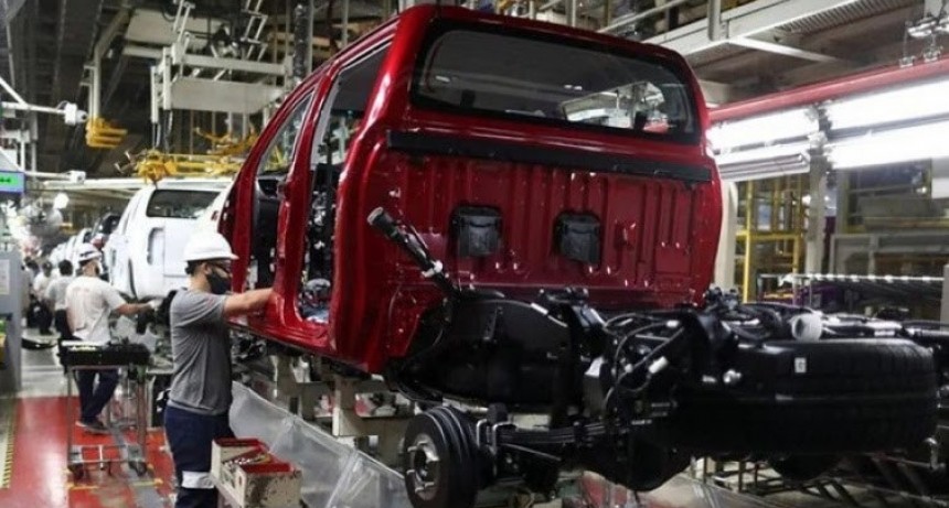 Toyota despide operarios sin causa y alcanzaría a dos centenares de trabajadores