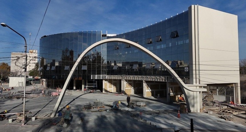 La historia se valora: Así luce el renovado arco de la ex Terminal