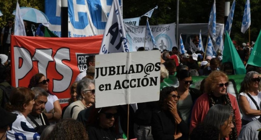 Milei vetará el aumento a jubilados si el Congreso lo aprueba
