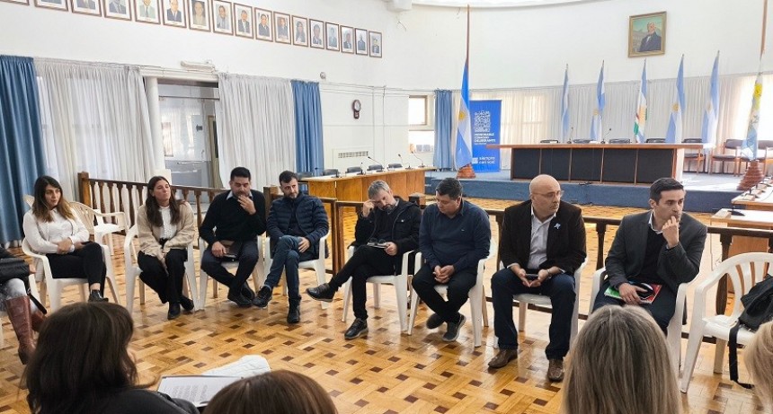 El HCD recibió a supervisores escolares