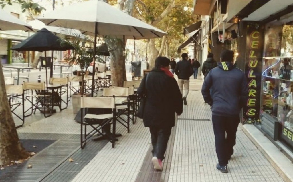 Atención del comercio en los feriados del 16 y 20 de junio