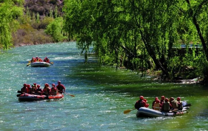 Vacaciones de invierno 2025: impacto económico de $ 1,5 billones (US$ 1.163 millones) superó expectativas previas